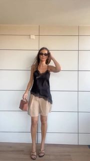 Silvia Zamora feet photo 3