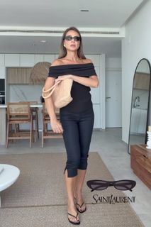 Silvia Zamora feet photo 10