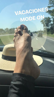 Silvina Escudero feet photo thumbnail