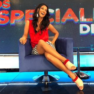 Silvina Escudero feet photo thumbnail