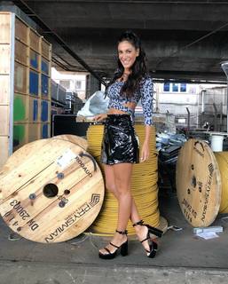 Silvina Escudero feet photo thumbnail