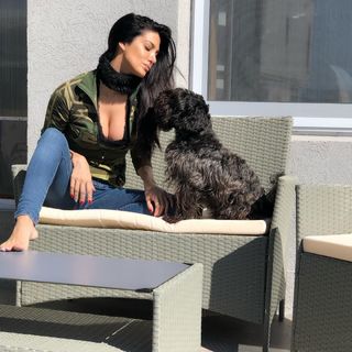 Silvina Escudero feet photo thumbnail