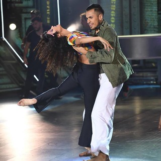 Silvina Escudero feet photo thumbnail