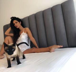 Silvina Escudero feet photo thumbnail