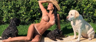 Silvina Escudero feet photo thumbnail