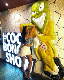 Silvina Escudero feet photo thumbnail