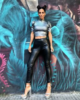 Silvina Escudero feet photo thumbnail