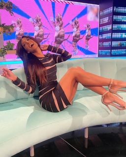 Silvina Escudero feet photo thumbnail