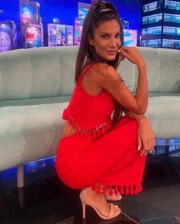 Silvina Escudero feet photo thumbnail