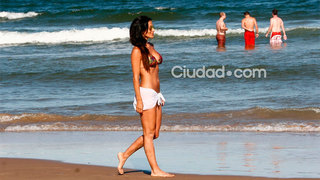 Silvina Escudero feet photo thumbnail