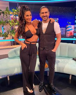 Silvina Escudero feet photo thumbnail