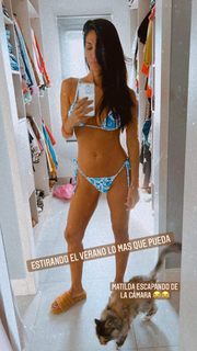 Silvina Escudero feet photo thumbnail