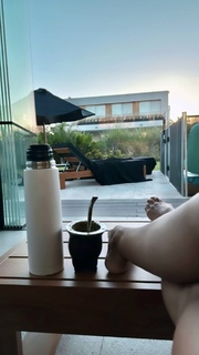 Silvina Escudero feet photo thumbnail