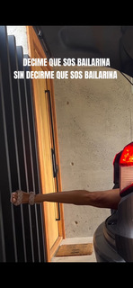 Silvina Escudero feet photo thumbnail