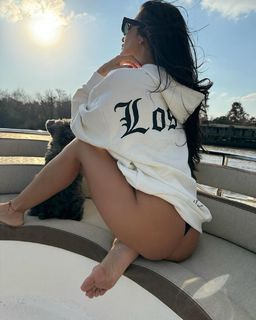 Silvina Escudero feet photo thumbnail