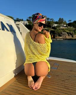 Silvina Escudero feet photo thumbnail