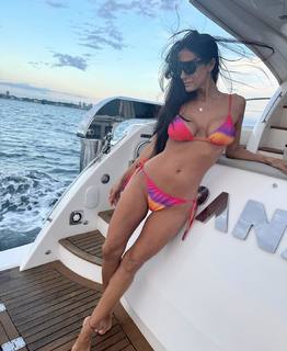 Silvina Escudero feet photo thumbnail