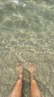 Silvina Escudero feet photo thumbnail