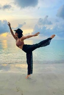 Silvina Escudero feet photo thumbnail