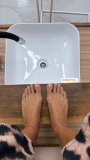 Silvina Escudero feet photo thumbnail