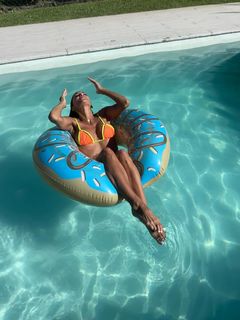 Silvina Escudero feet photo 2