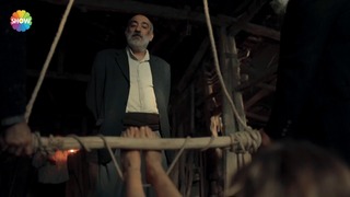 Simay Barlas feet photo thumbnail