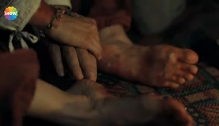 Simay Barlas feet photo thumbnail