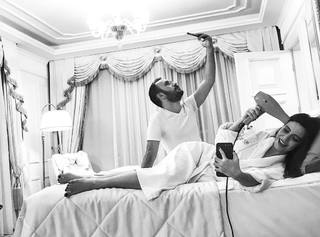 Simge Sagin feet photo thumbnail