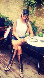 Simge Tertemiz feet photo 5