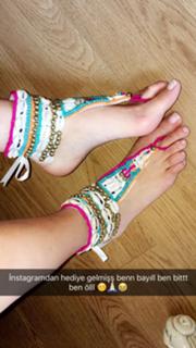 Simge Tertemiz feet photo 9