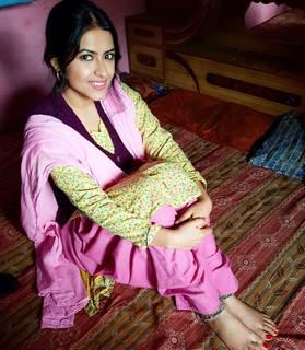 Simi Chahal feet photo 20
