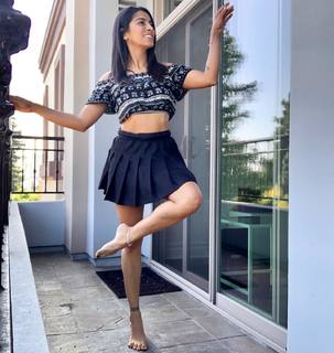 Simmi Singh feet photo 9