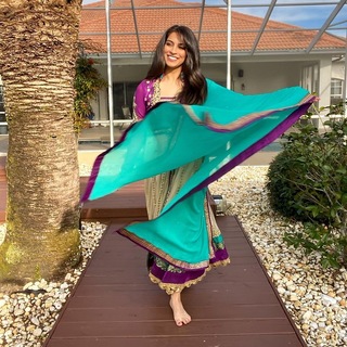 Simmi Singh feet photo 8