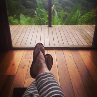 Simmone Mackinnon feet photo 9