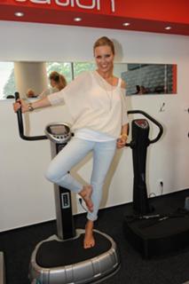Simona Krainová feet photo 3