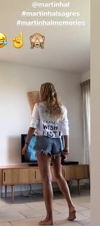 Simona Krainová feet photo 12
