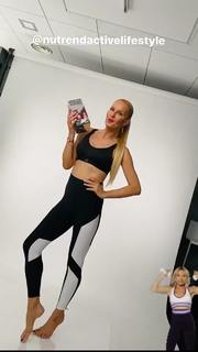 Simona Krainová feet photo 13