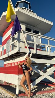 Simona Krainová feet photo 1
