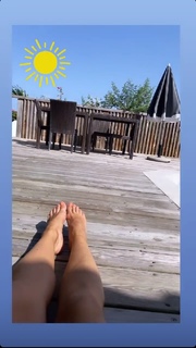 Simona Krainová feet photo 8