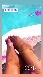 Simona Krainová feet photo 2
