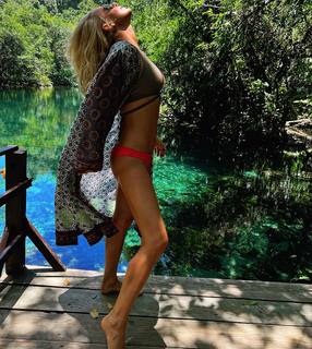 Simona Krainová feet photo 5