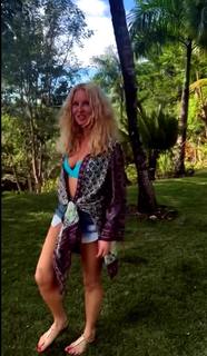 Simona Krainová feet photo 9