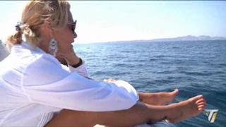 Simona Ventura feet photo thumbnail