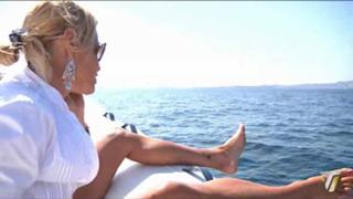 Simona Ventura feet photo thumbnail