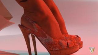 Simona Ventura feet photo thumbnail