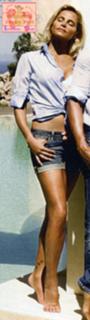 Simona Ventura feet photo thumbnail