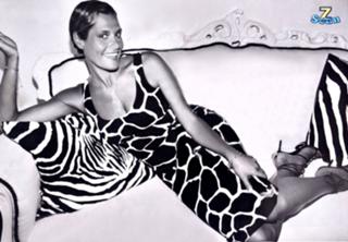 Simona Ventura feet photo thumbnail