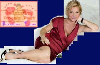 Simona Ventura feet photo thumbnail