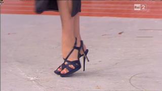Simona Ventura feet photo thumbnail