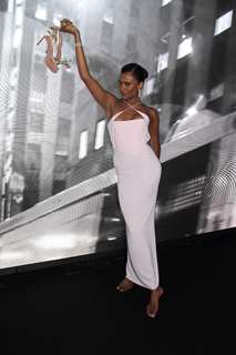Simone Ashley feet photo thumbnail